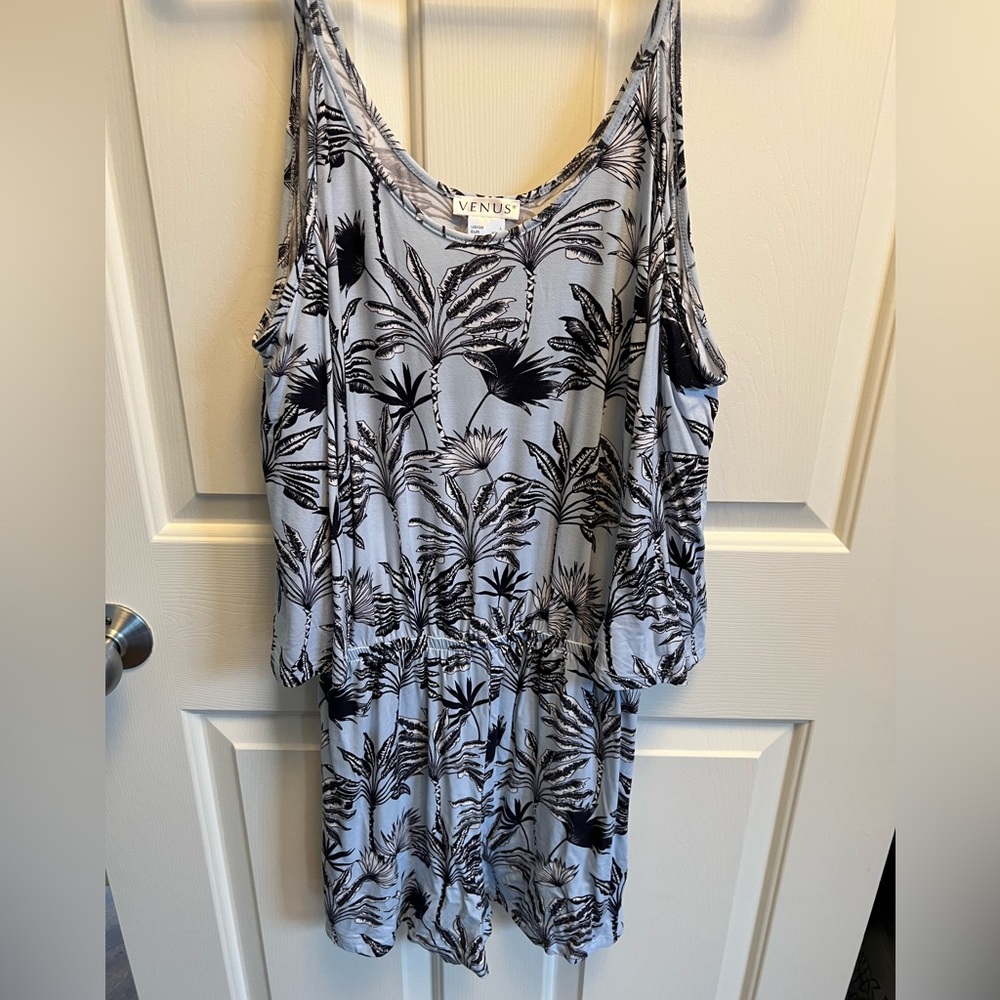 Venus cold-shoulder light blue flowered romper. NWOT.  Sz. L. Make offer!!